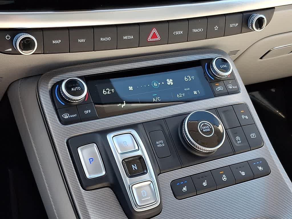 Thumbnail: 2024 Hyundai Palisade - 16