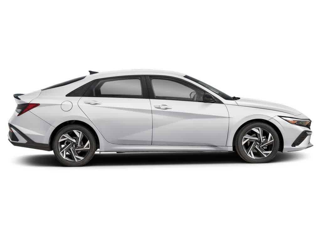 Thumbnail: 2026 Hyundai Elantra - 4