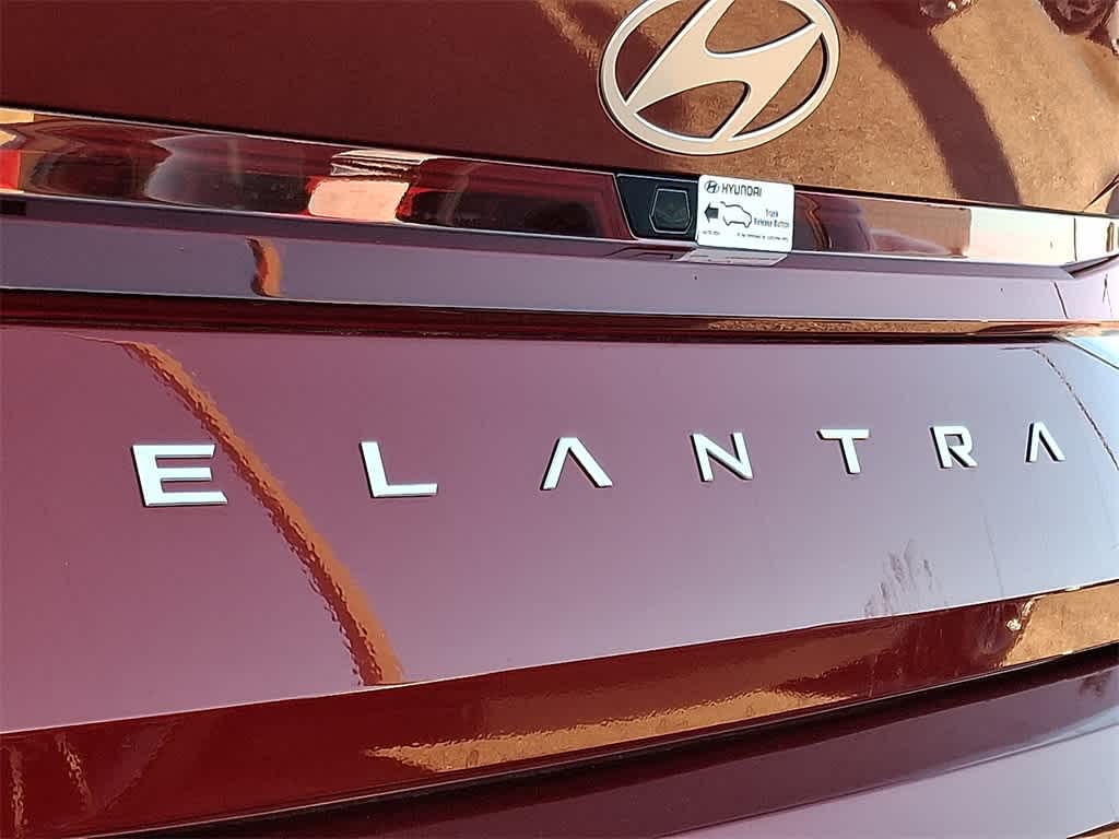 Thumbnail: 2025 Hyundai Elantra - 31