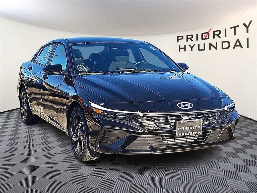 Thumbnail: 2026 Hyundai Elantra - 10