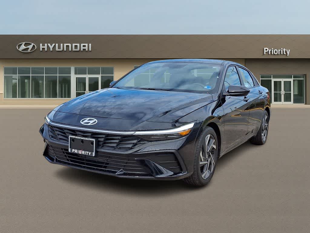 Thumbnail: 2025 Hyundai Elantra - 1