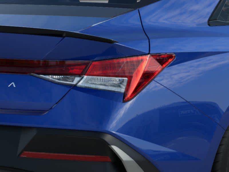 Thumbnail: 2026 Hyundai Elantra - 10