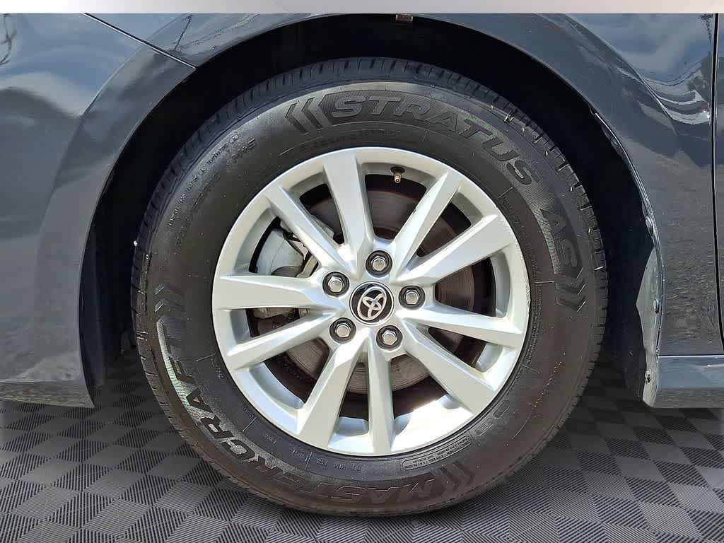 Thumbnail: 2025 Toyota Camry - 8