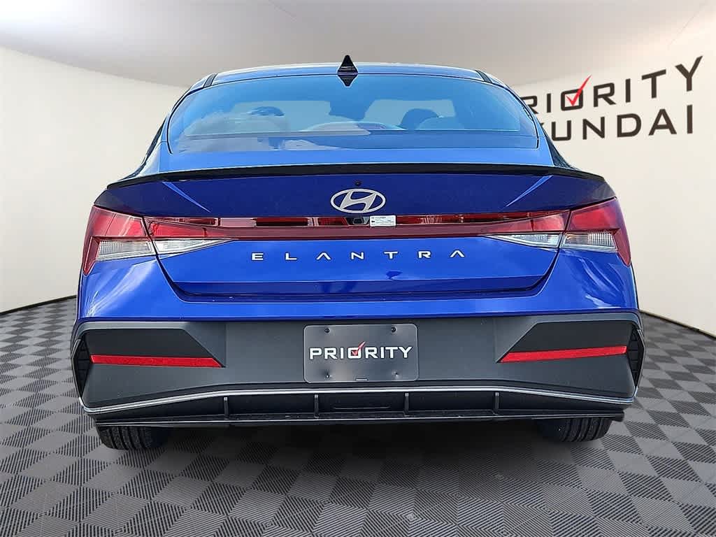 Thumbnail: 2025 Hyundai Elantra - 5