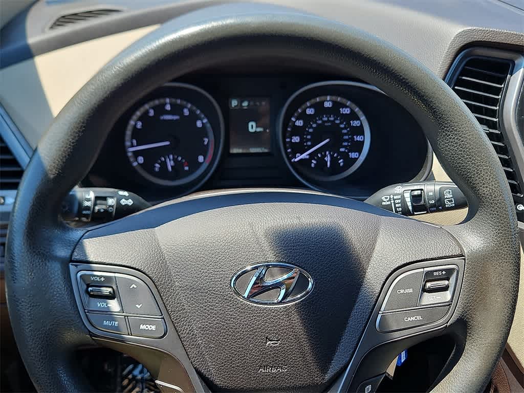 Thumbnail: 2017 Hyundai Santa Fe - 18