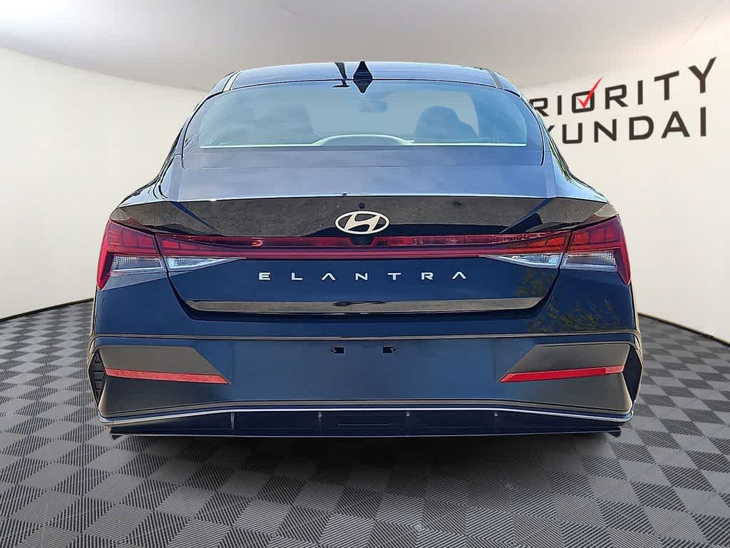 Thumbnail: 2025 Hyundai Elantra - 5