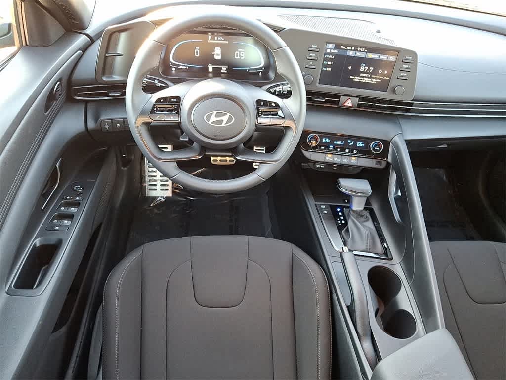 Thumbnail: 2025 Hyundai Elantra - 11