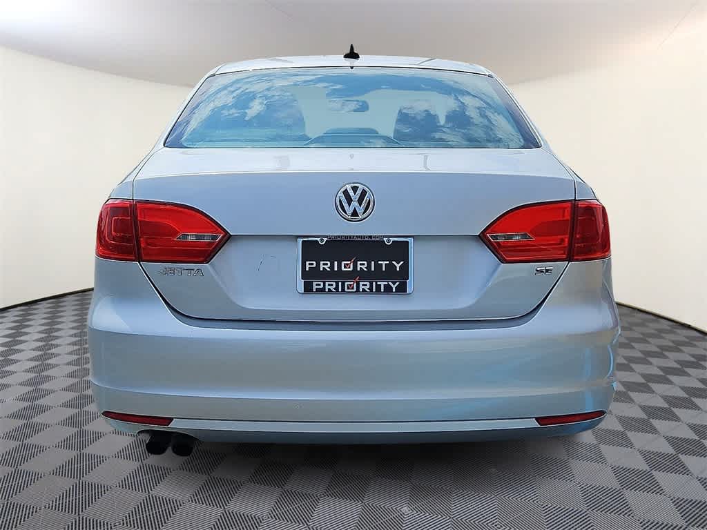 Thumbnail: 2014 Volkswagen Jetta - 5