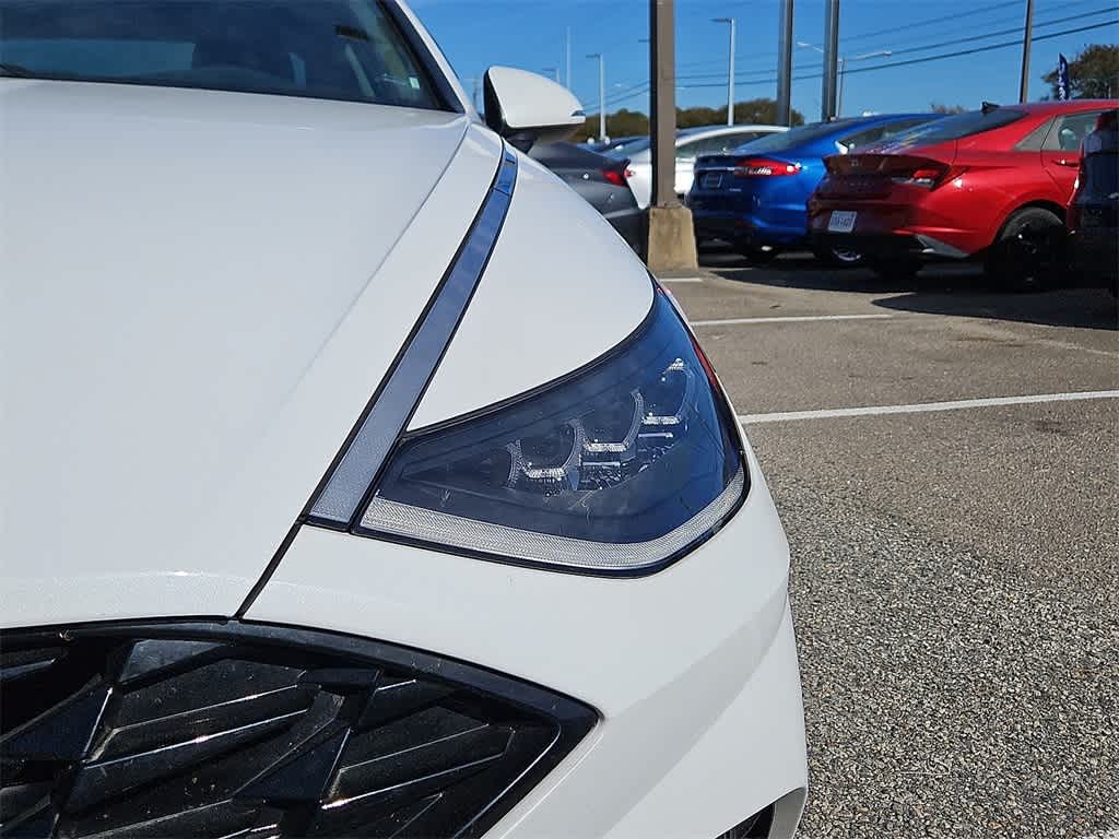 Thumbnail: 2023 Hyundai Sonata - 9