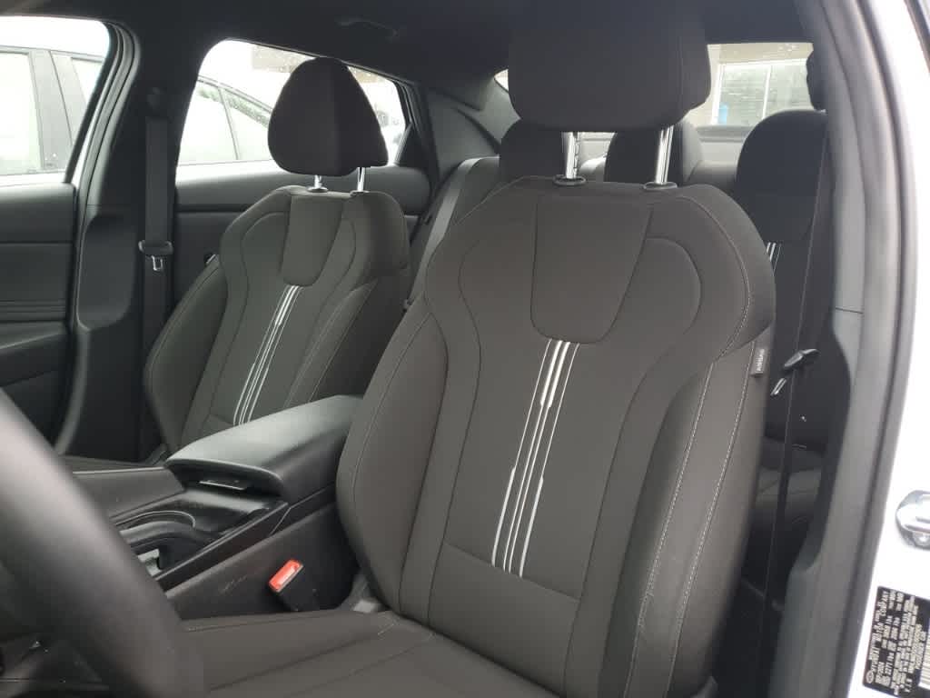 Thumbnail: 2025 Hyundai Elantra - 3