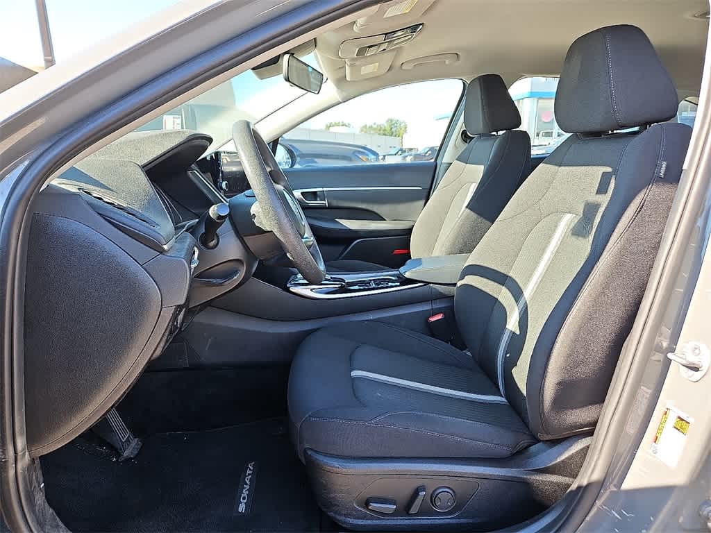 Thumbnail: 2023 Hyundai Sonata - 13