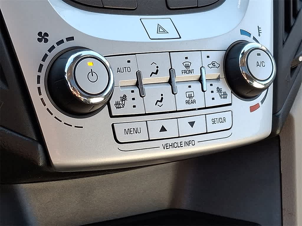 Thumbnail: 2016 Chevrolet Equinox - 16