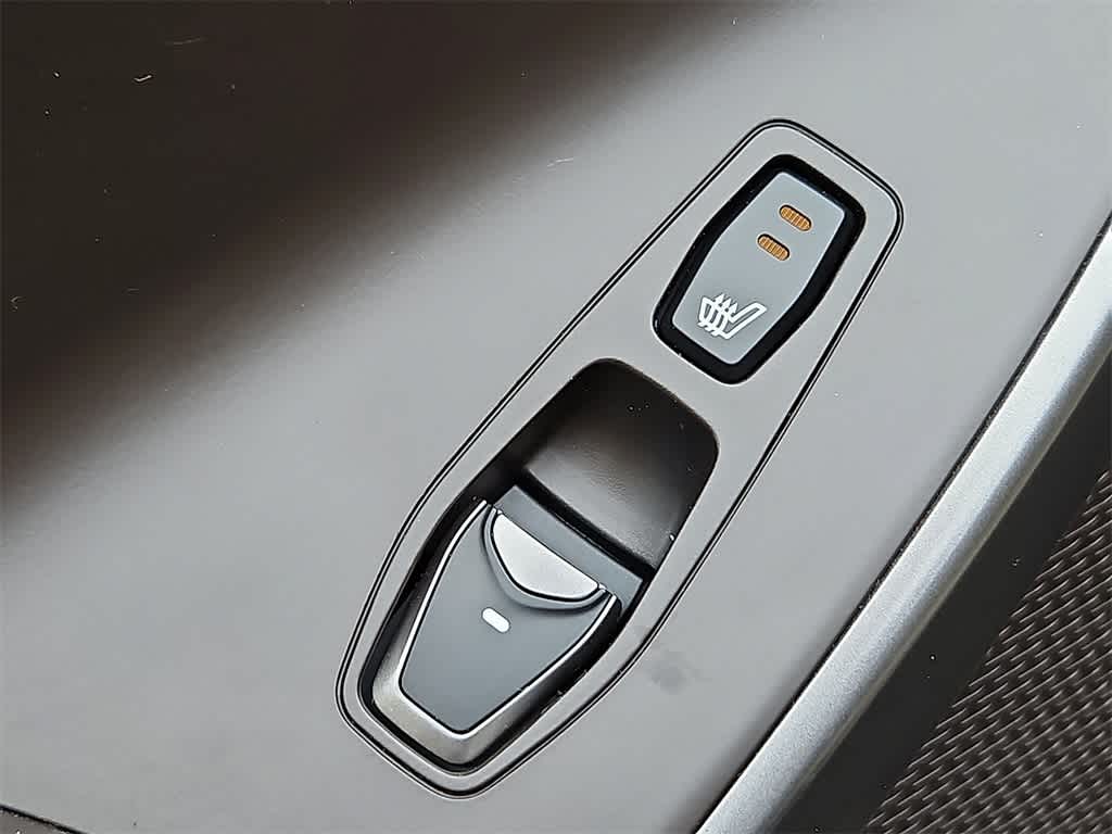 Thumbnail: 2018 Hyundai Santa Fe - 28
