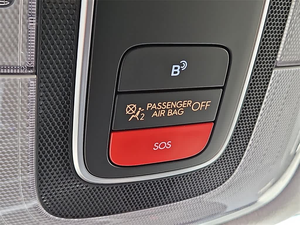 2025 Hyundai Kona SEL 19