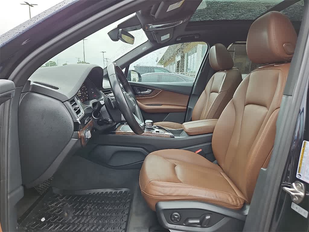 Thumbnail: 2017 Audi Q7 - 14