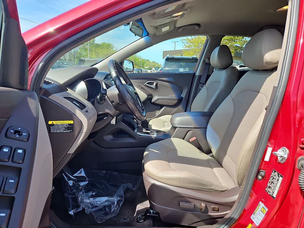 Thumbnail: 2015 Hyundai Tucson - 13