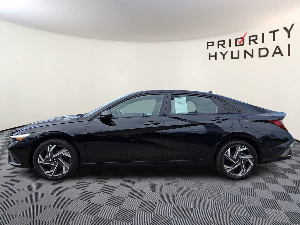 Thumbnail: 2025 Hyundai Elantra - 7