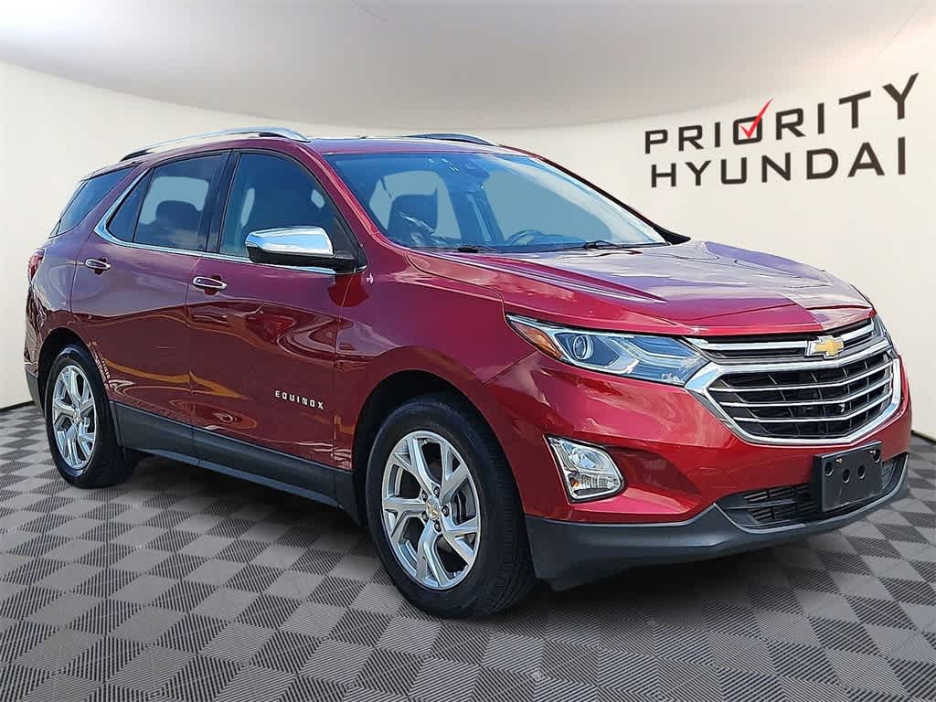 Thumbnail: 2019 Chevrolet Equinox - 3