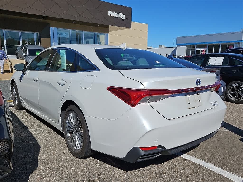 Used 2020 Toyota Avalon Hybrid Limited Sedan