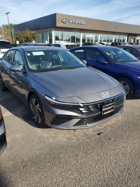 Thumbnail: 2025 Hyundai Elantra - 2