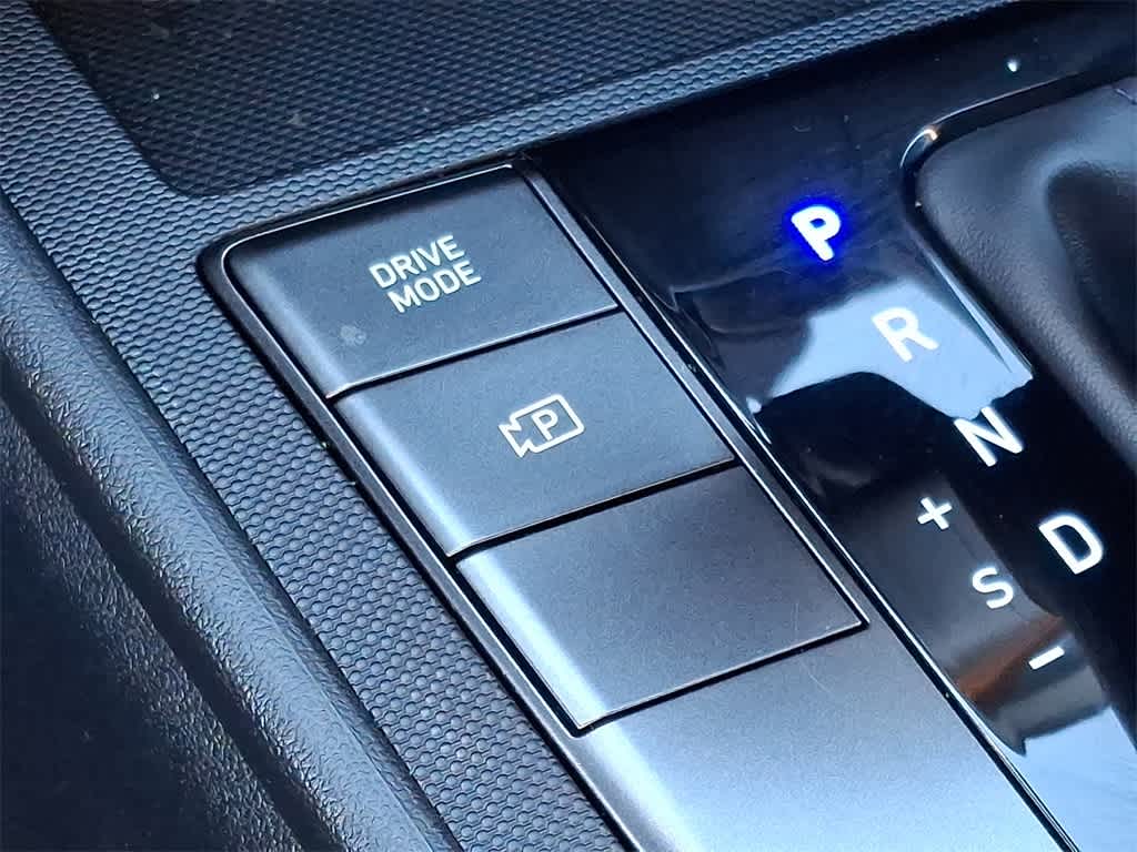 Thumbnail: 2025 Hyundai Elantra - 24