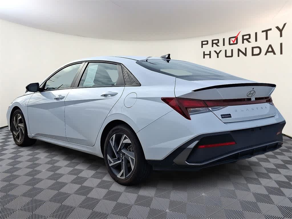 Thumbnail: 2025 Hyundai Elantra - 6