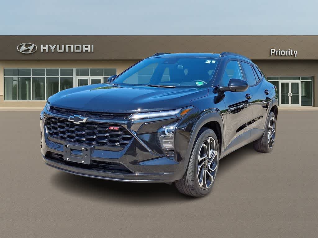 Thumbnail: 2024 Chevrolet Trax - 1