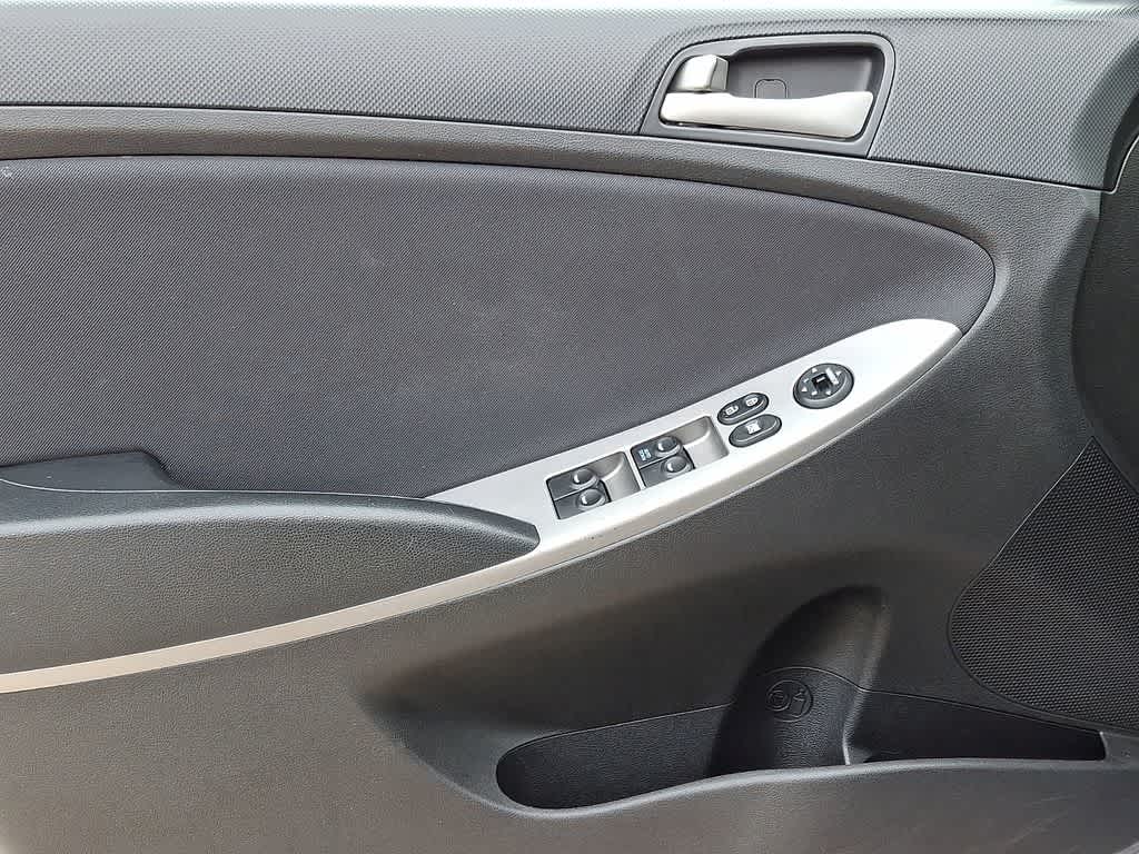 Thumbnail: 2017 Hyundai Accent - 11