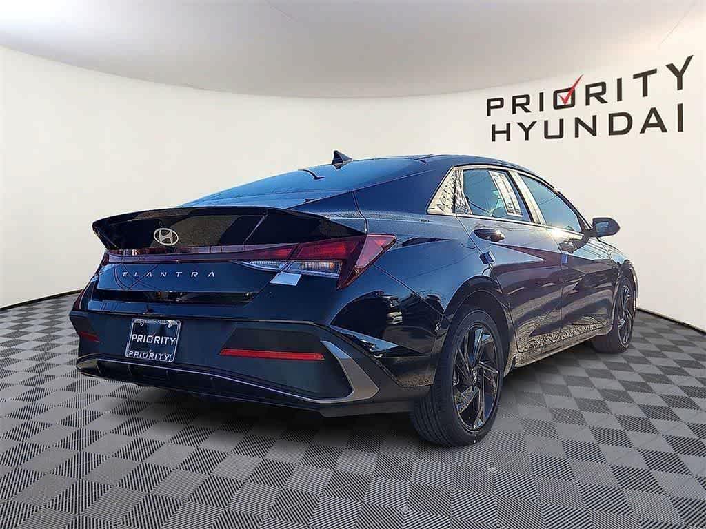 Thumbnail: 2026 Hyundai Elantra - 30
