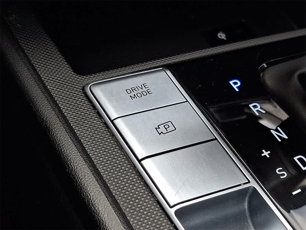 Thumbnail: 2025 Hyundai Elantra - 21