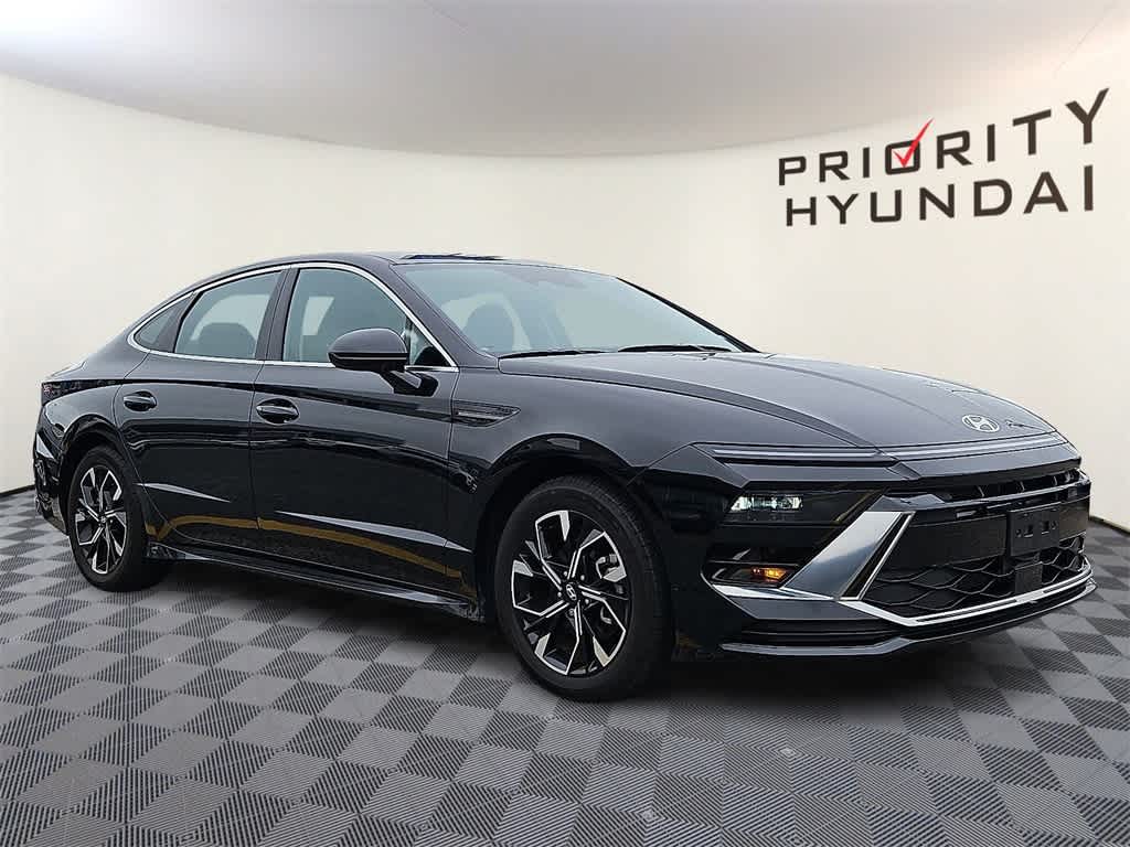 Thumbnail: 2024 Hyundai Sonata - 3