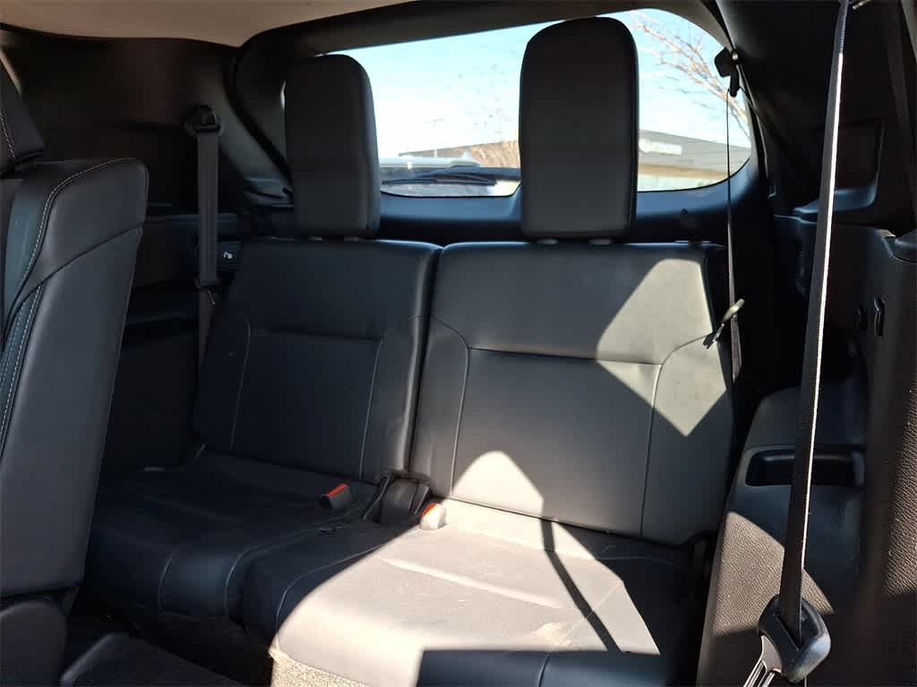 Thumbnail: 2024 Mitsubishi Outlander - 11