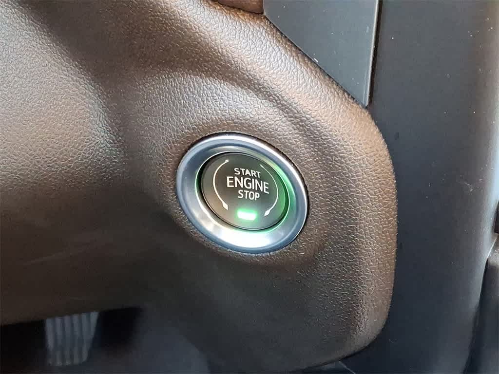 Thumbnail: 2021 Chevrolet Silverado 1500 - 21