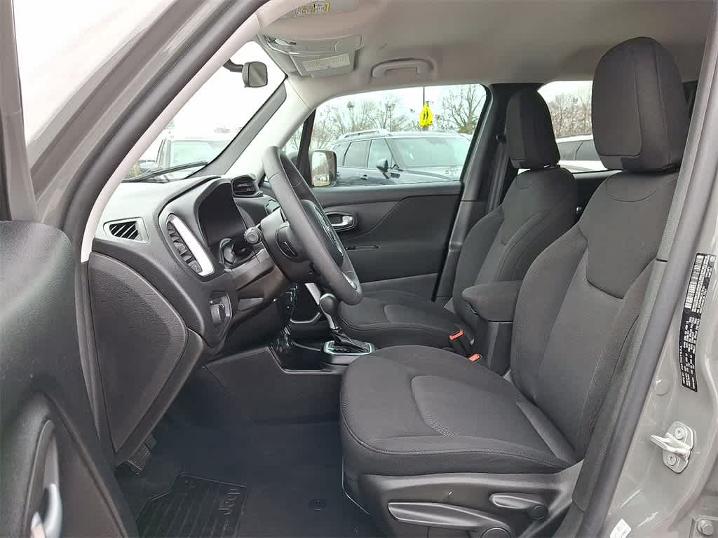 Thumbnail: 2020 Jeep Renegade - 13