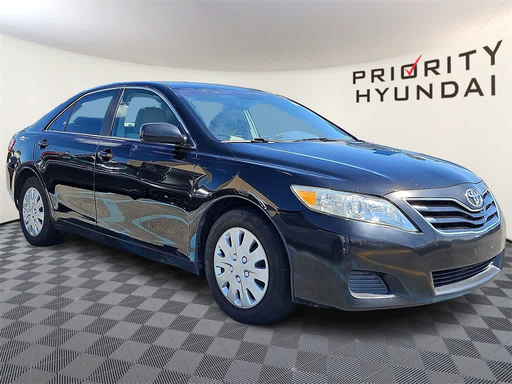 Thumbnail: 2010 Toyota Camry - 3