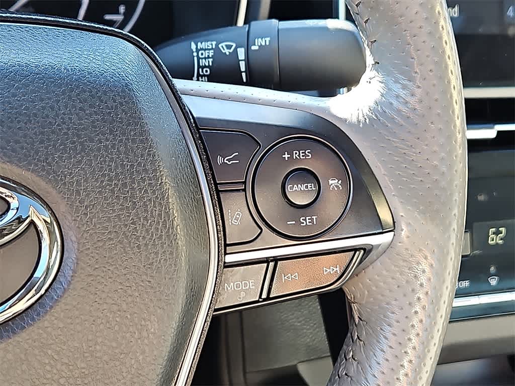 Thumbnail: 2020 Toyota Avalon - 23