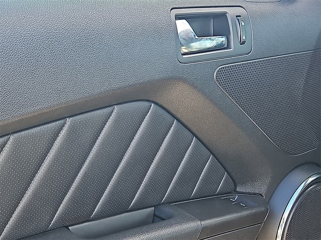 Thumbnail: 2012 Ford Mustang - 12