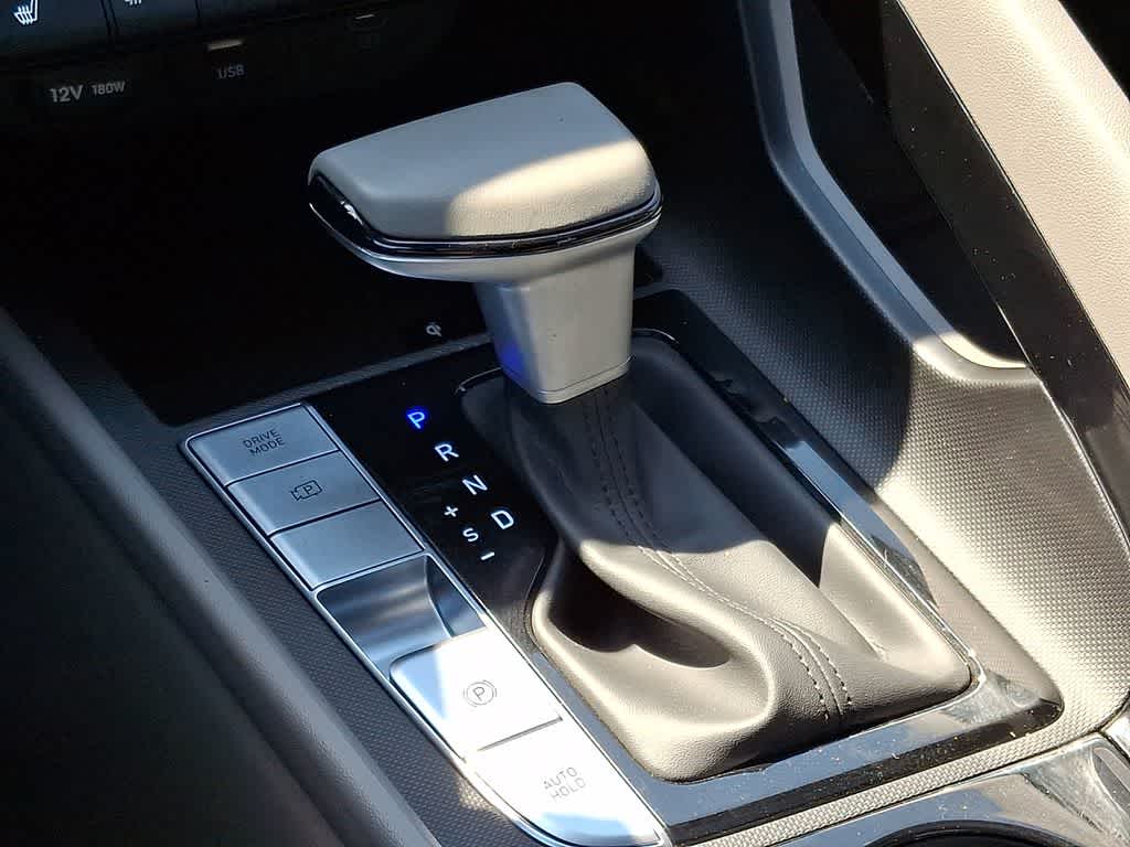 Thumbnail: 2025 Hyundai Elantra - 16