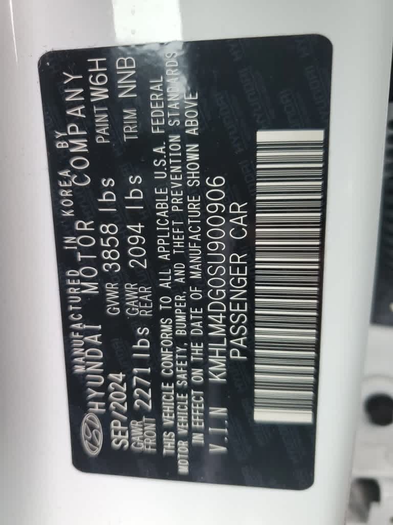 Thumbnail: 2025 Hyundai Elantra - 4