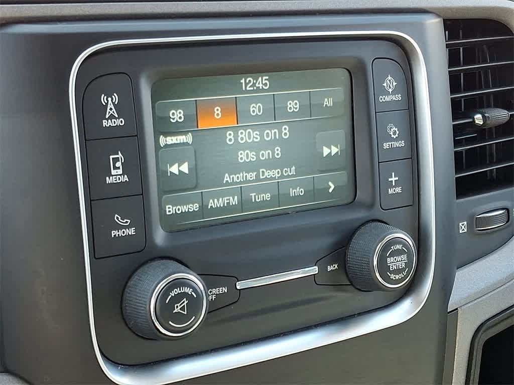 Thumbnail: 2020 RAM 1500 Classic - 16