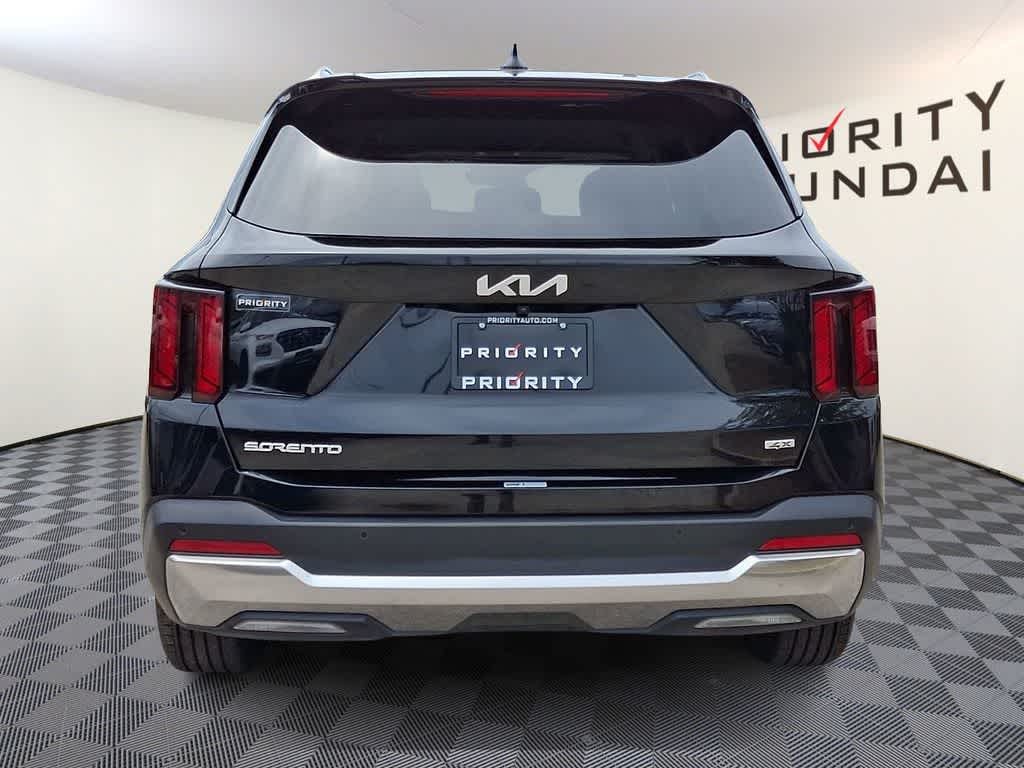 Thumbnail: 2024 Kia Sorento - 5