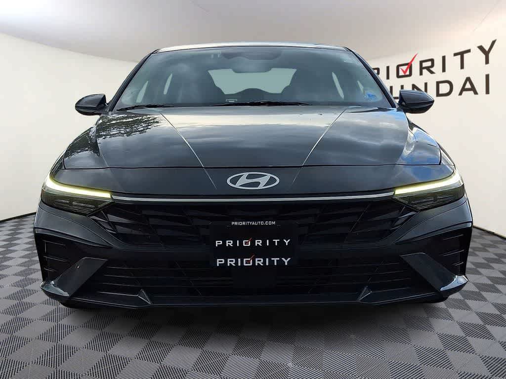 Thumbnail: 2025 Hyundai Elantra - 2