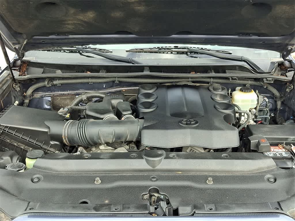 Thumbnail: 2013 Toyota 4Runner - 30