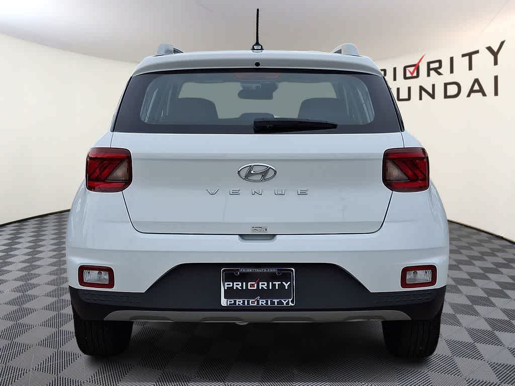 Thumbnail: 2025 Hyundai Venue - 4