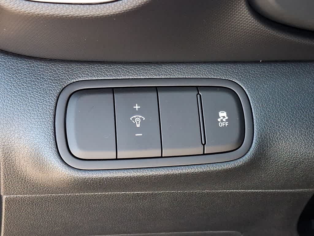 Thumbnail: 2026 Hyundai Venue - 17