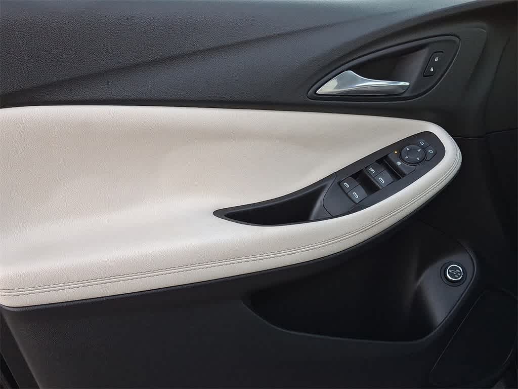 Thumbnail: 2021 Buick Encore GX - 10