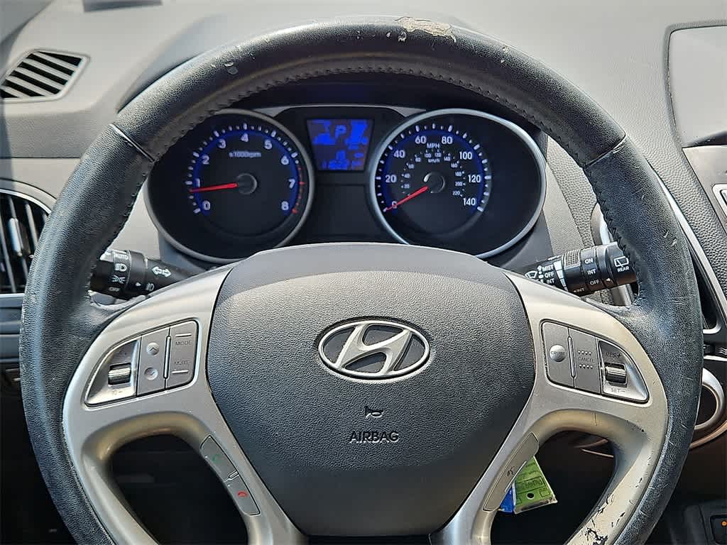 Thumbnail: 2013 Hyundai Tucson - 17