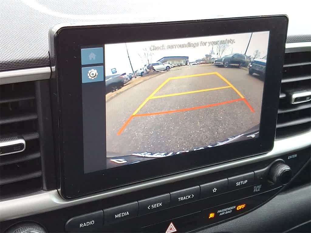 Thumbnail: 2023 Hyundai Venue - 15