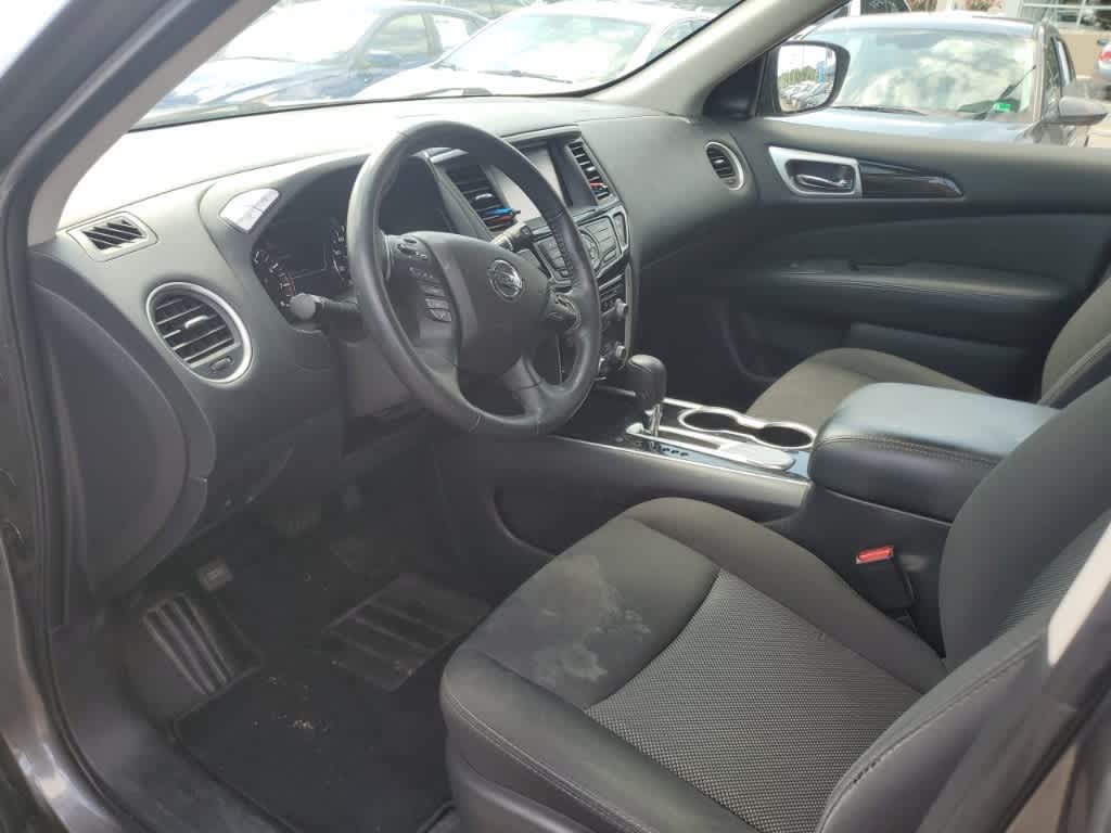 Thumbnail: 2020 Nissan Pathfinder - 13