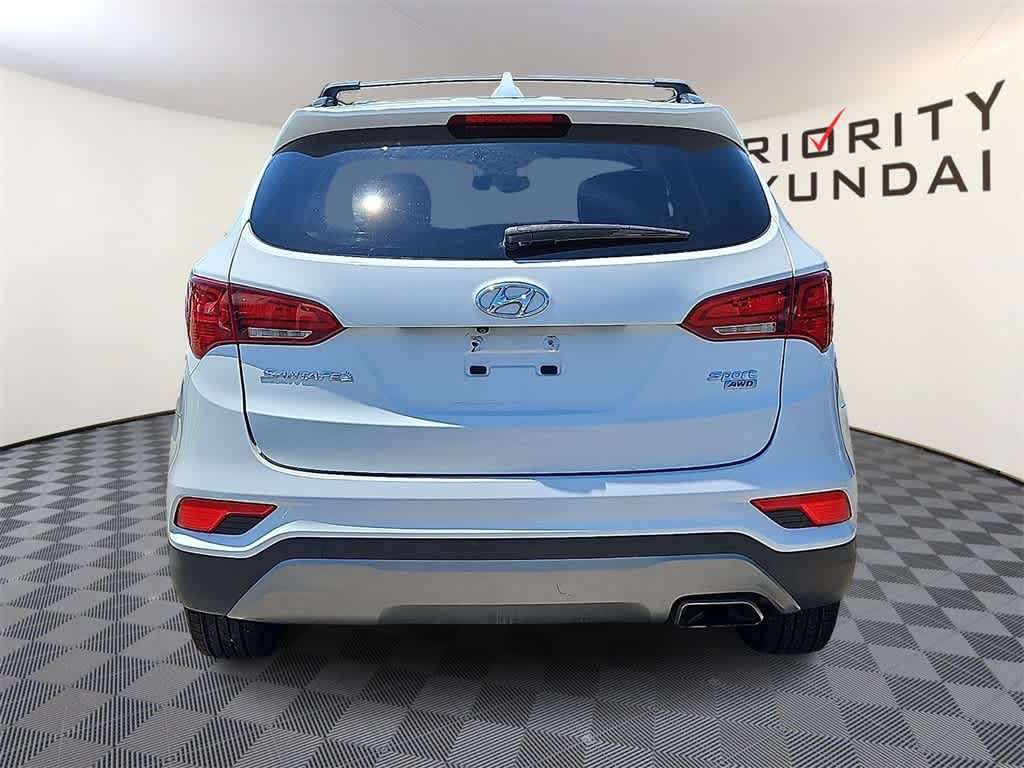 Thumbnail: 2017 Hyundai Santa Fe - 5